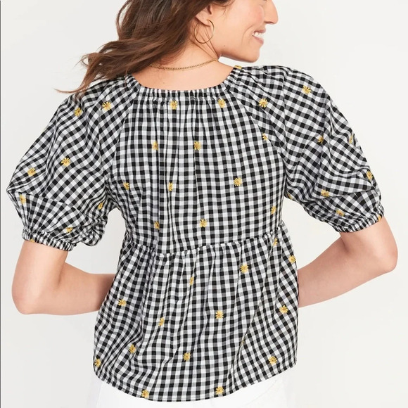Old Navy black & white plaid peplum top with sunflower embroidery - Picture 3 of 5